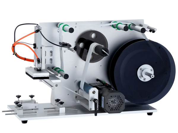 半自動平面貼標(biāo)機(jī)